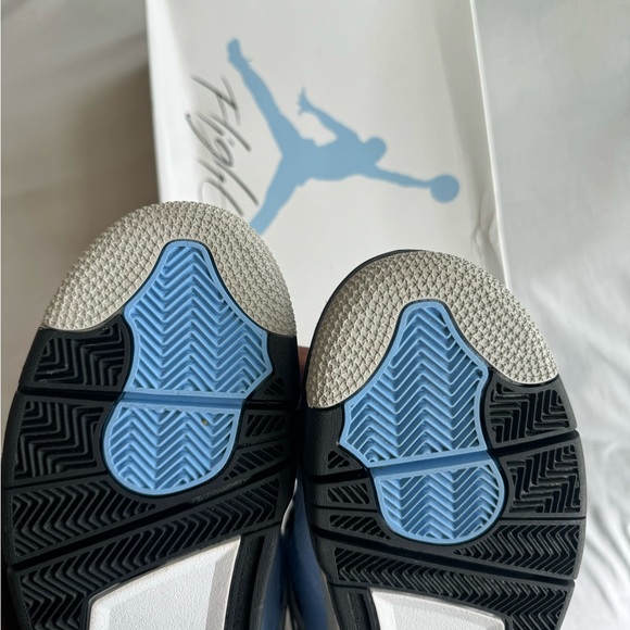 Air Jordan 4 university blue I  got them from STOCKX including the receipt - Picture 5 of 7